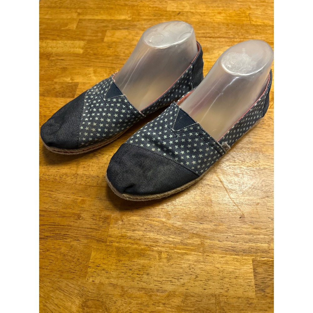 TOMS Womens Blue Denim Star Print Alpargata Slip On Shoes Size 9 1002920217